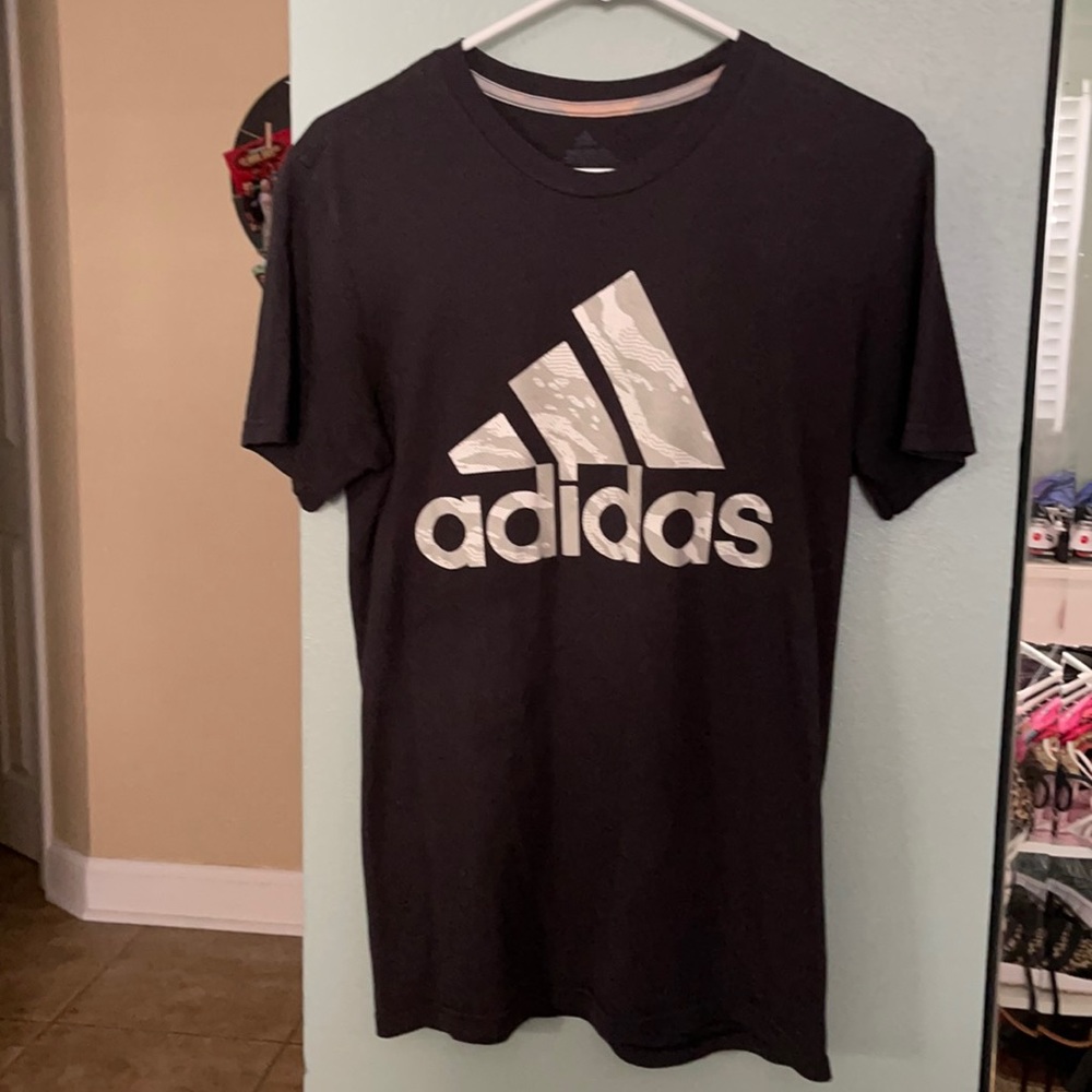 Adidas logo tee